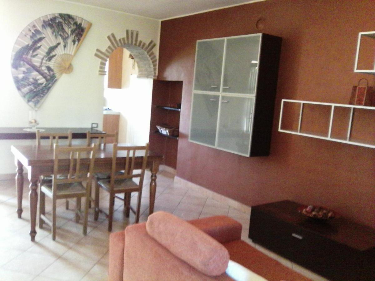 Appartamento In Collina "La Perla" Riparbella Luaran gambar