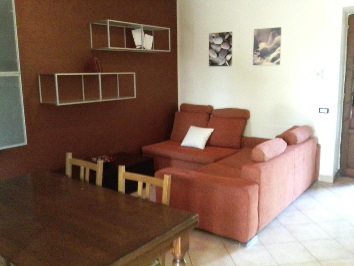 Appartamento In Collina "La Perla" Riparbella Luaran gambar